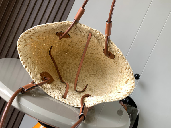 LOEWE Small Anagram Basket bag