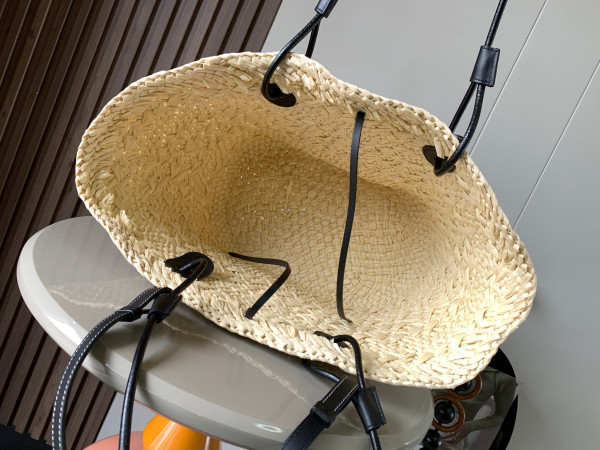 LOEWE Medium Anagram Basket bag