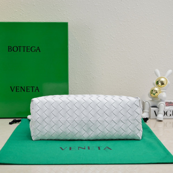 Bo*te*ga ve*ne*ta small east/west andiamo