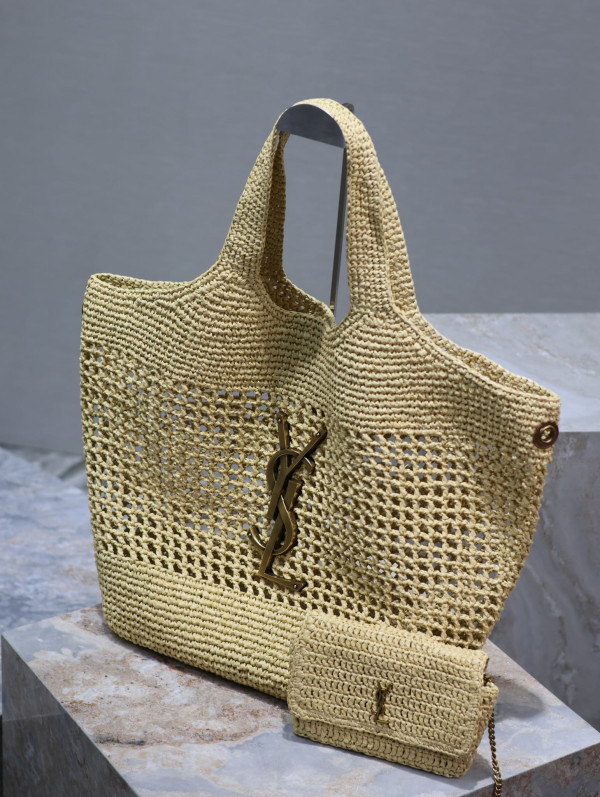 YSL ICARE MAXI SHOPPING BAG