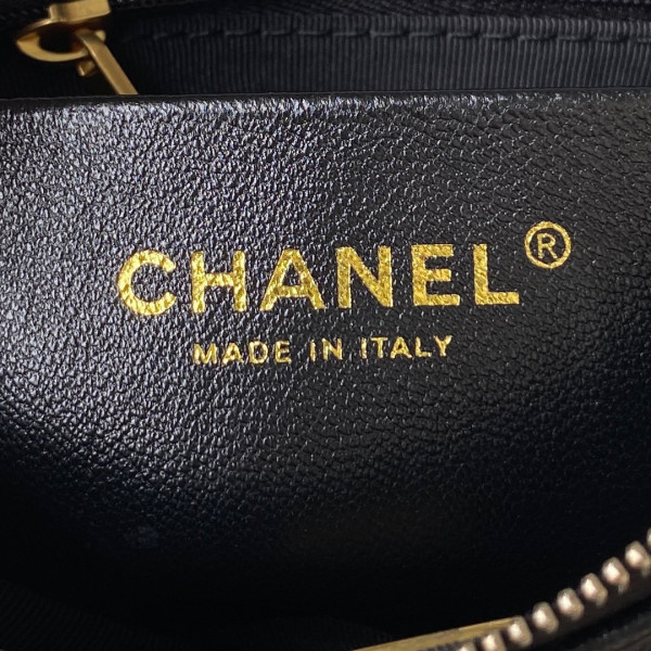 CL HOBO HANDBAG