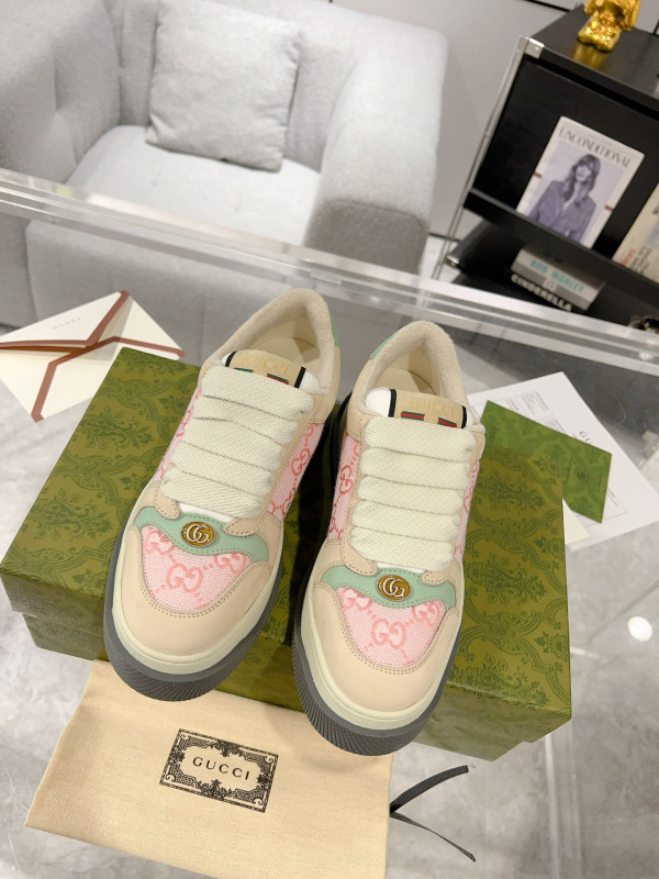 G*u*i sneaker