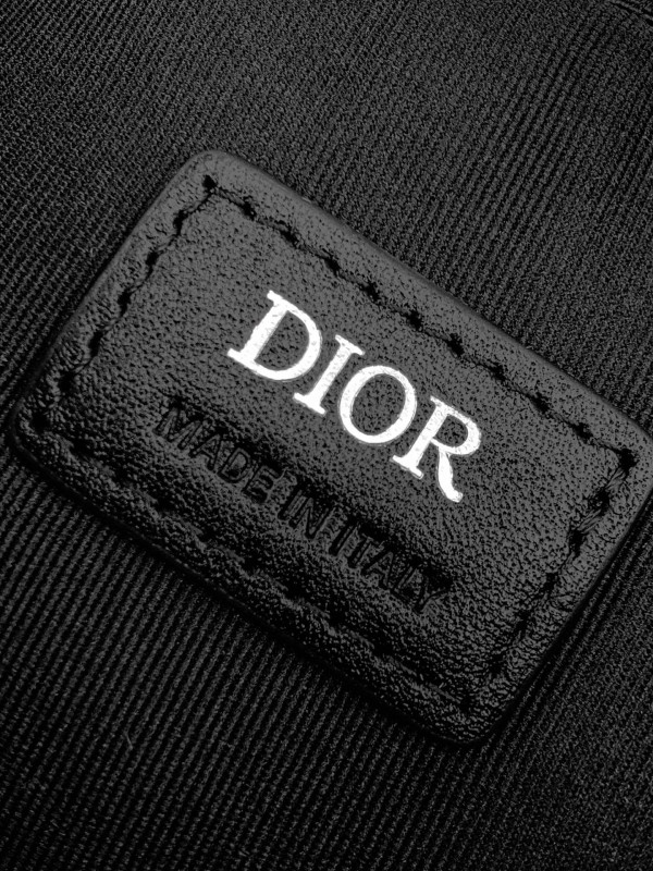 D*or saddle triple pouch