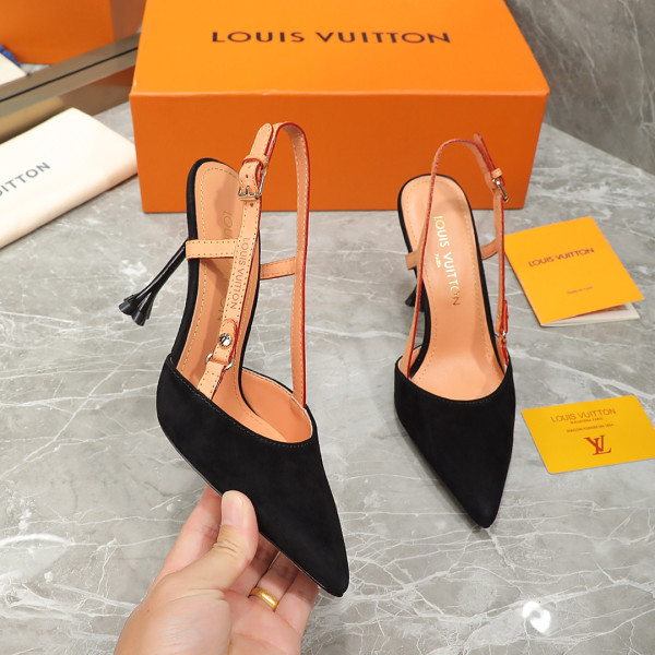 l**is V*t*n heels