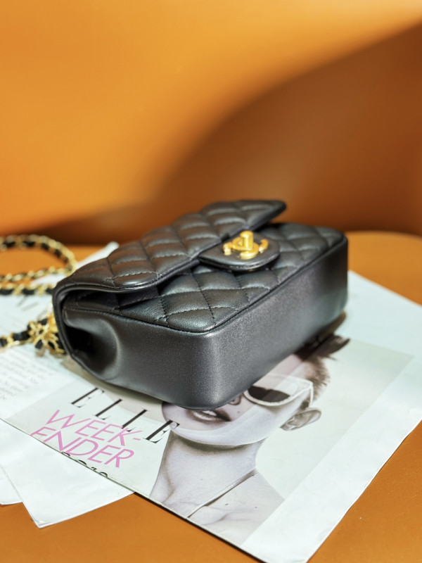CL MINI FLAP BAG-12.5x17x5cm
