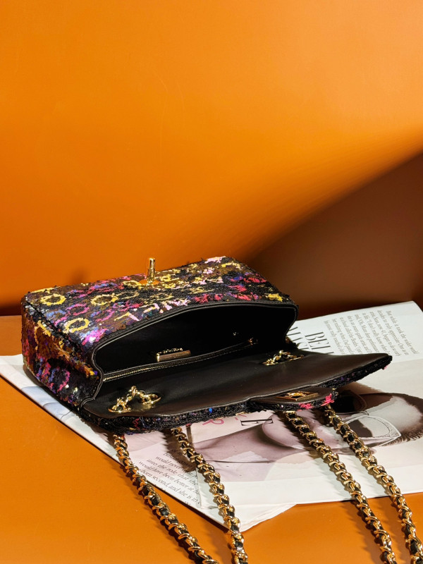CL FLAP BAG 20CM