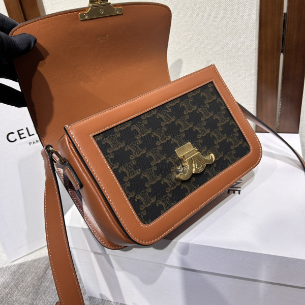 Ce**e teen triomphe bag