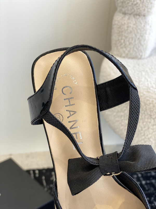 CL SANDALS