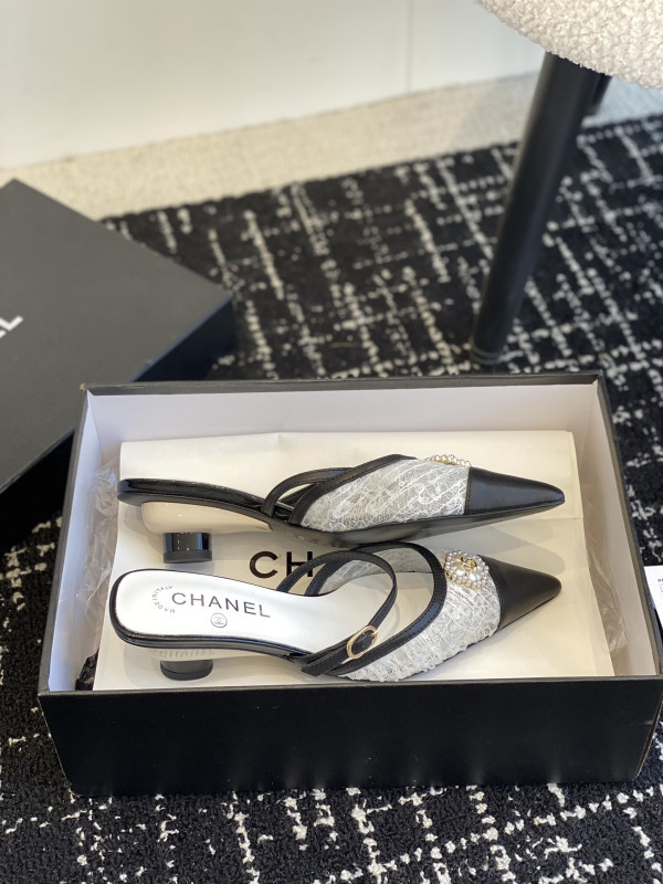 CL SANDALS