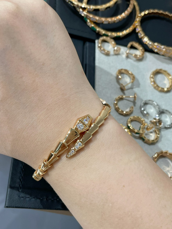 B*l*ai bracelet