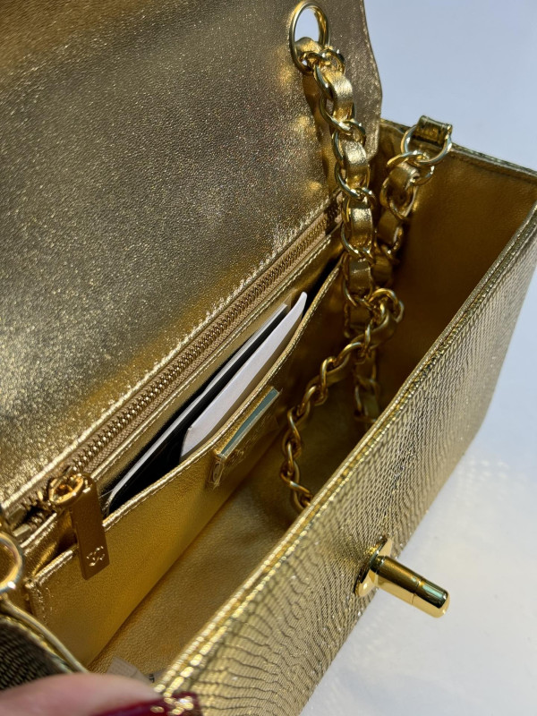 CL FLAP BAG 20CM