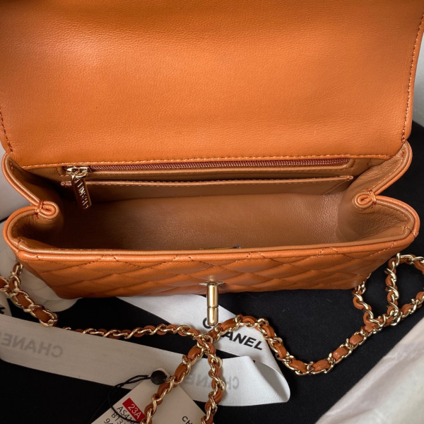 CL FLAP BAG WITH TOP HANDLE-18CM