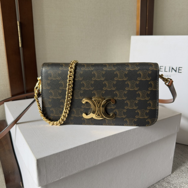 Ce**e chain shoulder bag triomphe