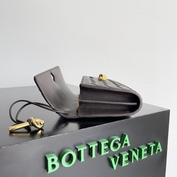 Bo*te*ga ve*ne*ta andiamo - 19*11.5*3cm