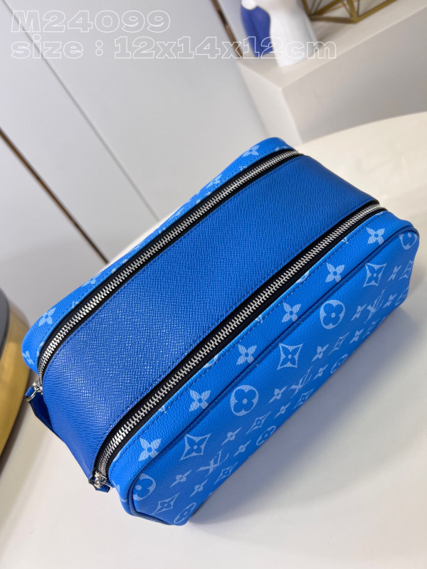 l**is V*t*n dopp kit -28*15*16.5cm