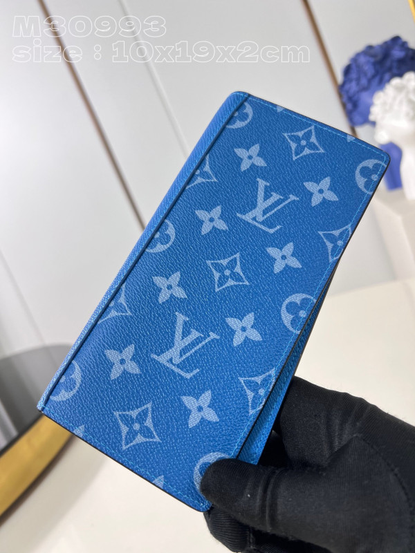 l**is V*t*n brazza wallet-10*19*2cm
