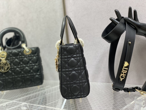 lady D*or - 20cm