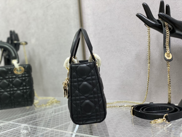 lady D*or - 17cm