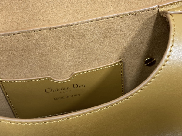 D*or bobby bag medium-22-17-6cm