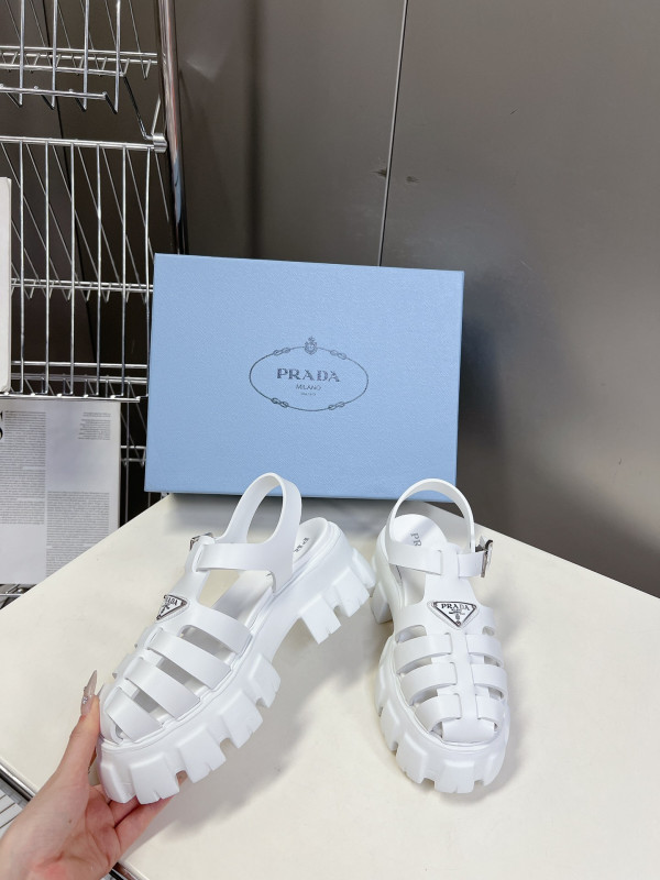 Pra*a sandals