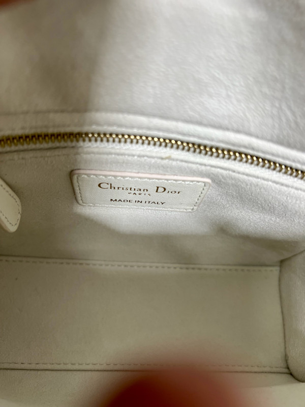 lady D*or - 17cm