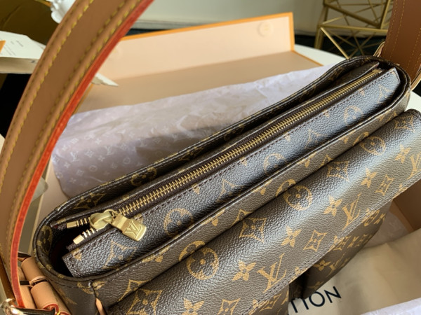 l**is V*t*n vintage bag-32*10*20cm