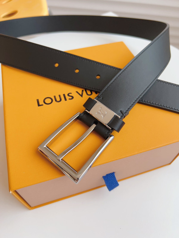 l**is V*t*n belt