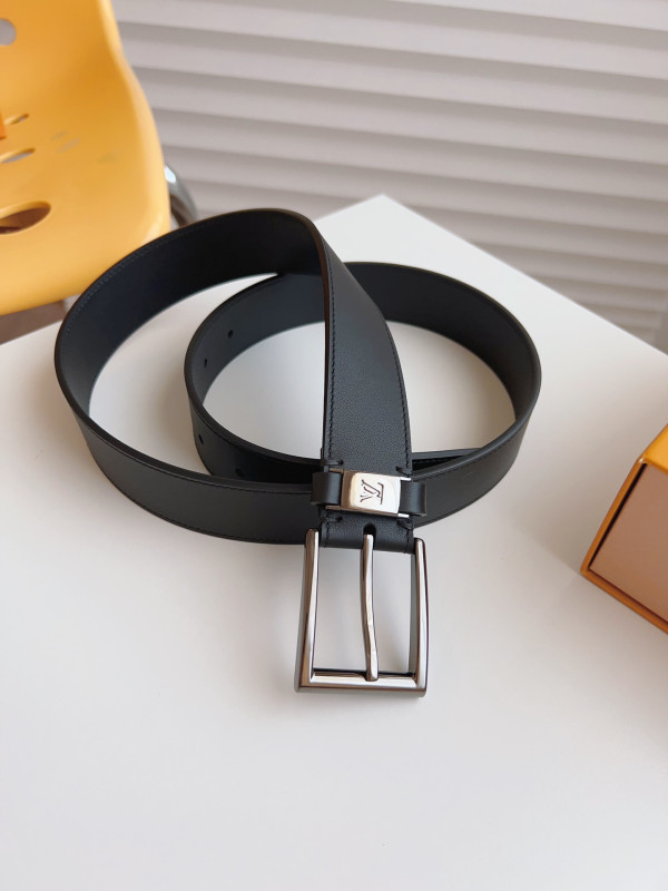 l**is V*t*n belt