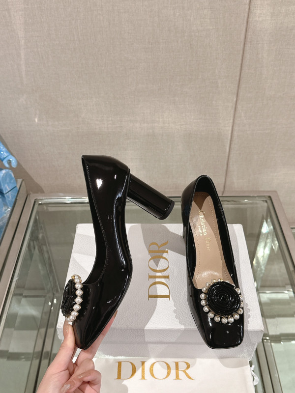 D*or heels