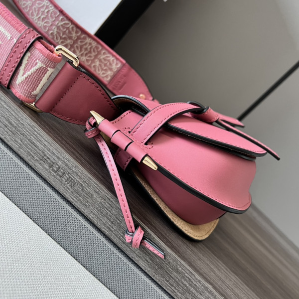 LOEWE GATE BAG-21*12.5*9.5cm