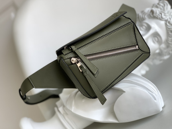 LOEWE PUZZLE BAG-18*12*7.5CM