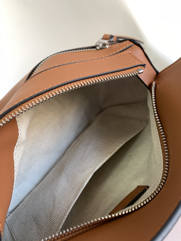 LOEWE Small Puzzle Bumbag-24*16*10.5cm