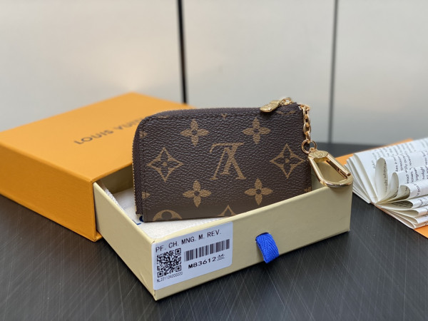 l**is V*t*n noa wallet-11*7*1.5cm
