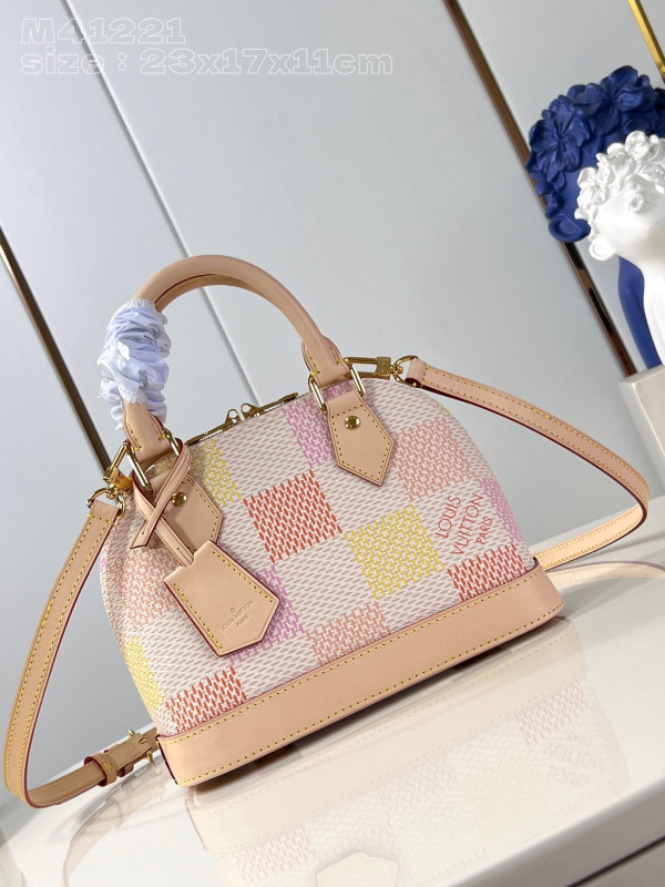 l**is V*t*n alma bb-23.5*17.5*11.5cm