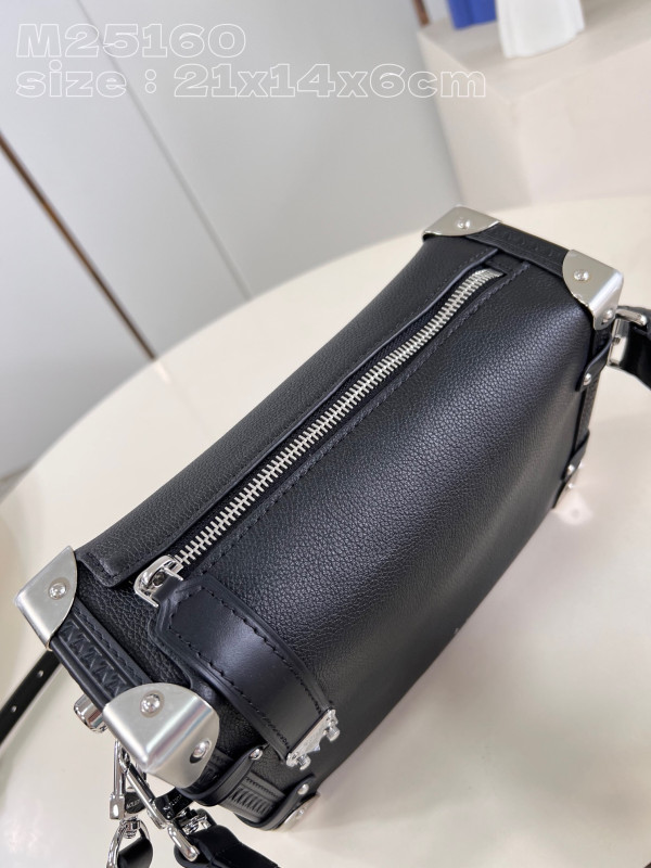 l**is V*t*n side trunk pm-21*14*6cm