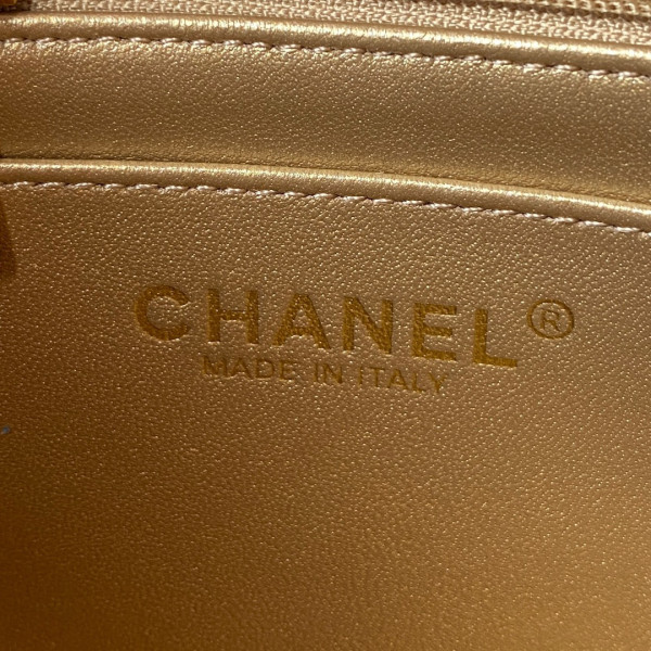 CL FLAP BAG 17CM