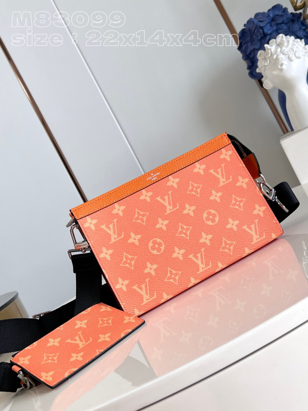 l**is V*t*n gaston wearable wallet -22*14.5*4.5cm