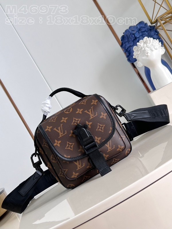 l**is V*t*n trail messenger-18*18*10cm