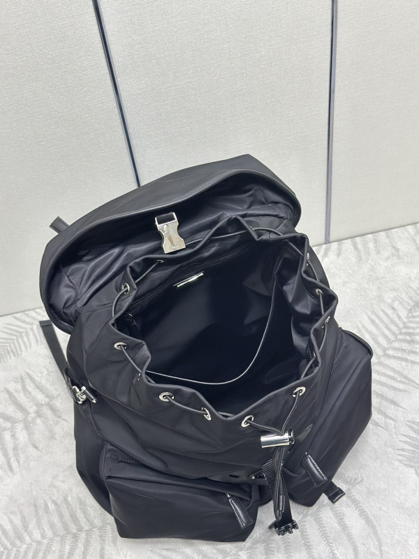 Pra*a backpack-42*38*18cm