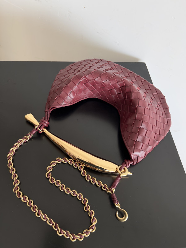 Bo*te*ga ve*ne*ta sardine with chain-33*20*4cm