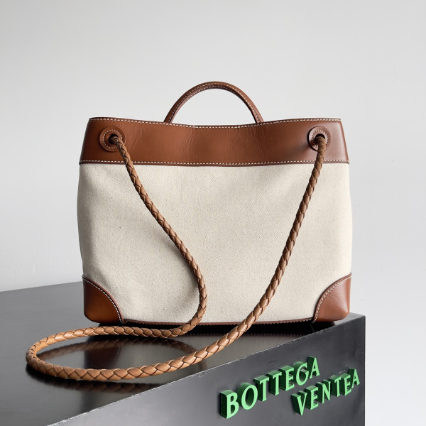 Bo*te*ga ve*ne*ta medium andiamo-32.5*24*12cm