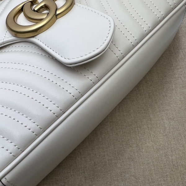G*u*i gg marmont 26cm