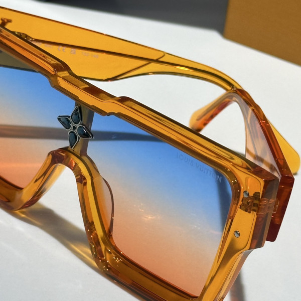 louvis V*t*n sunglasses