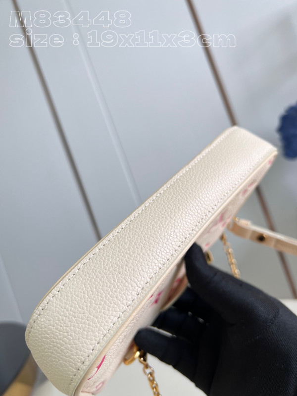 l**is V*t*n easy pouch on strap