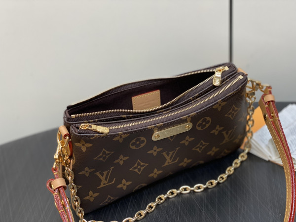 l**is V*t*n liv pochette double -9.6*5.3*2.6cm