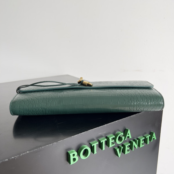 Bo*te*ga ve*ne*ta long clutch andiamo with handle-31*13*3cm