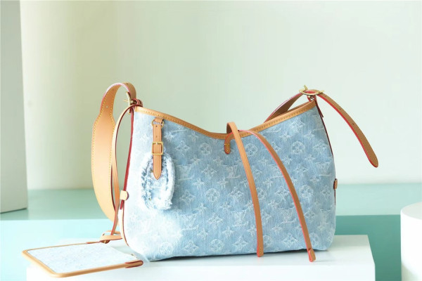 l**is V*t*n carryall pm-29*24*12cm