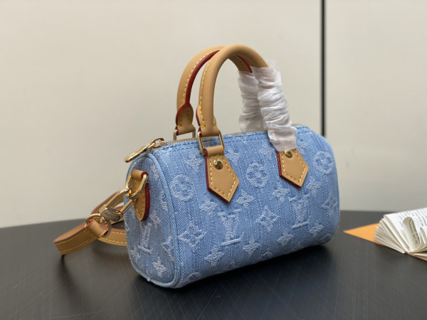 l**is V*t*n nano speedy-16-10-7.5cm