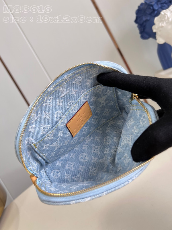 l**is V*t*n pochette cosmétique pm