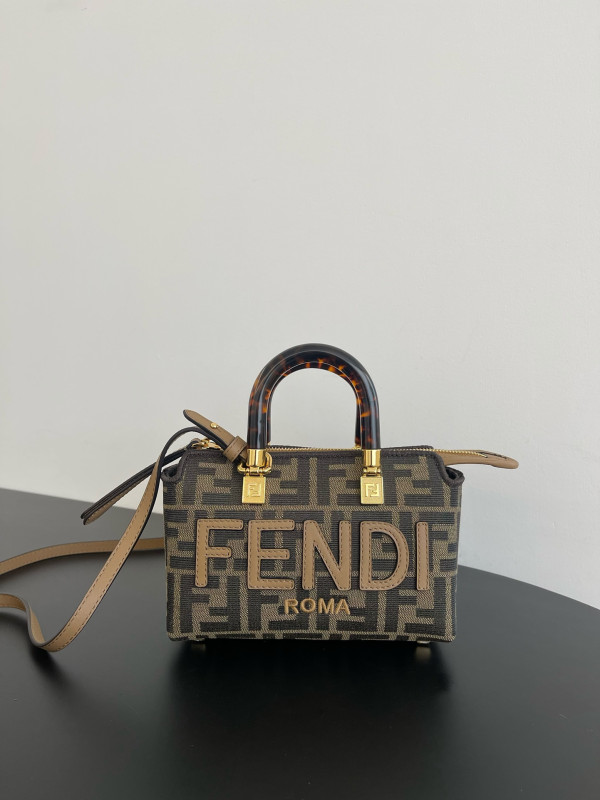 F**di small boston bags-17.5*18*8cm